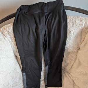 3/4 workout leggings